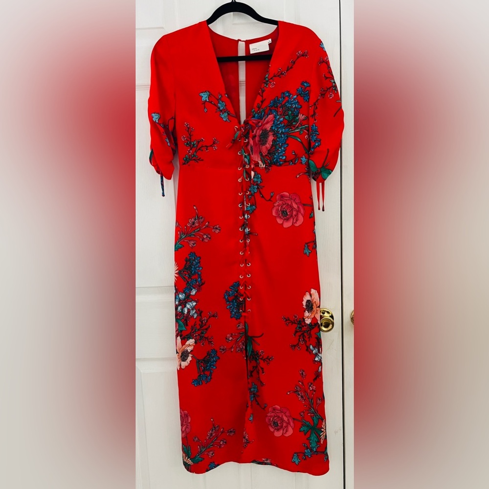 The Room by Arc & Co Red Floral Dress Size Medium M Open Back Corset Front Slit